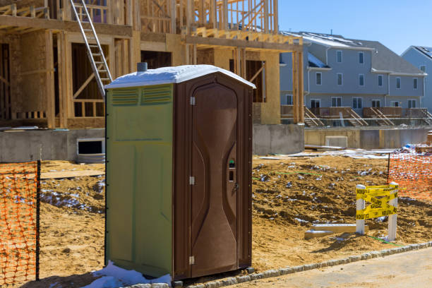 Best Porta potty rental near me  in Hayward, WI