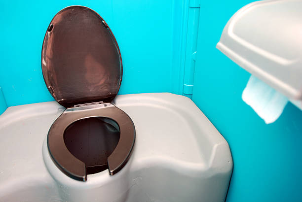 Best Portable restroom trailer rental  in Hayward, WI